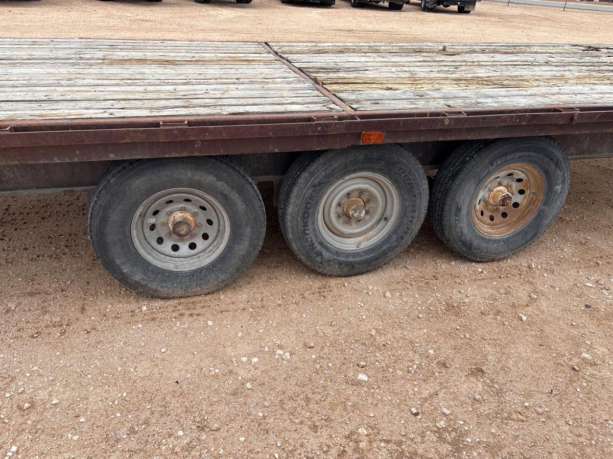 Used SHOPBUILT 30’ x 7.5’ 3-axle gooseneck trailer