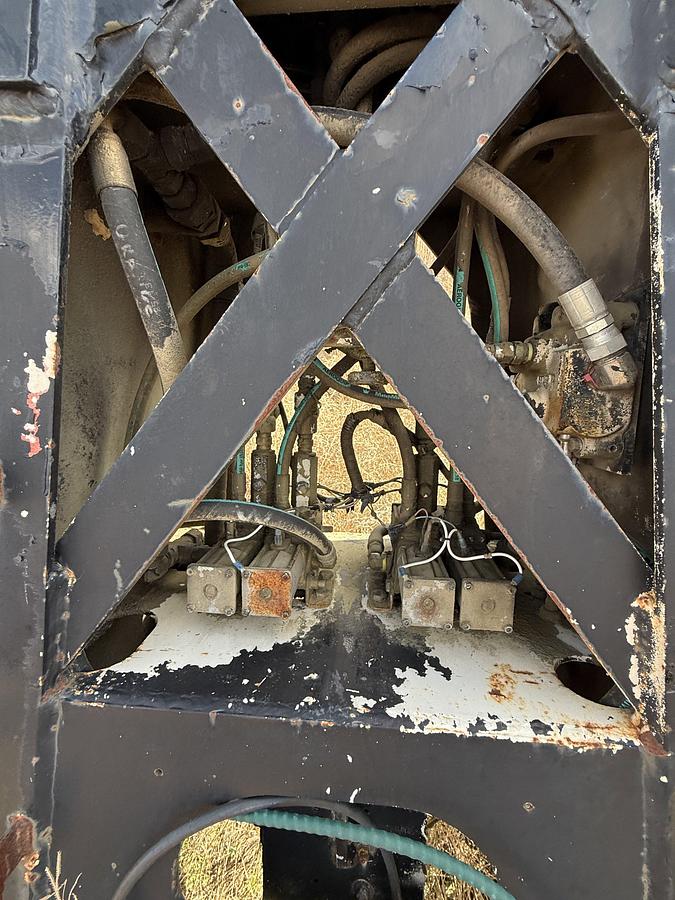 Used USTC INC. MODEL 110-26E 11K LBS CAP. REAR MOUNT TRUCK BOOM CRANE