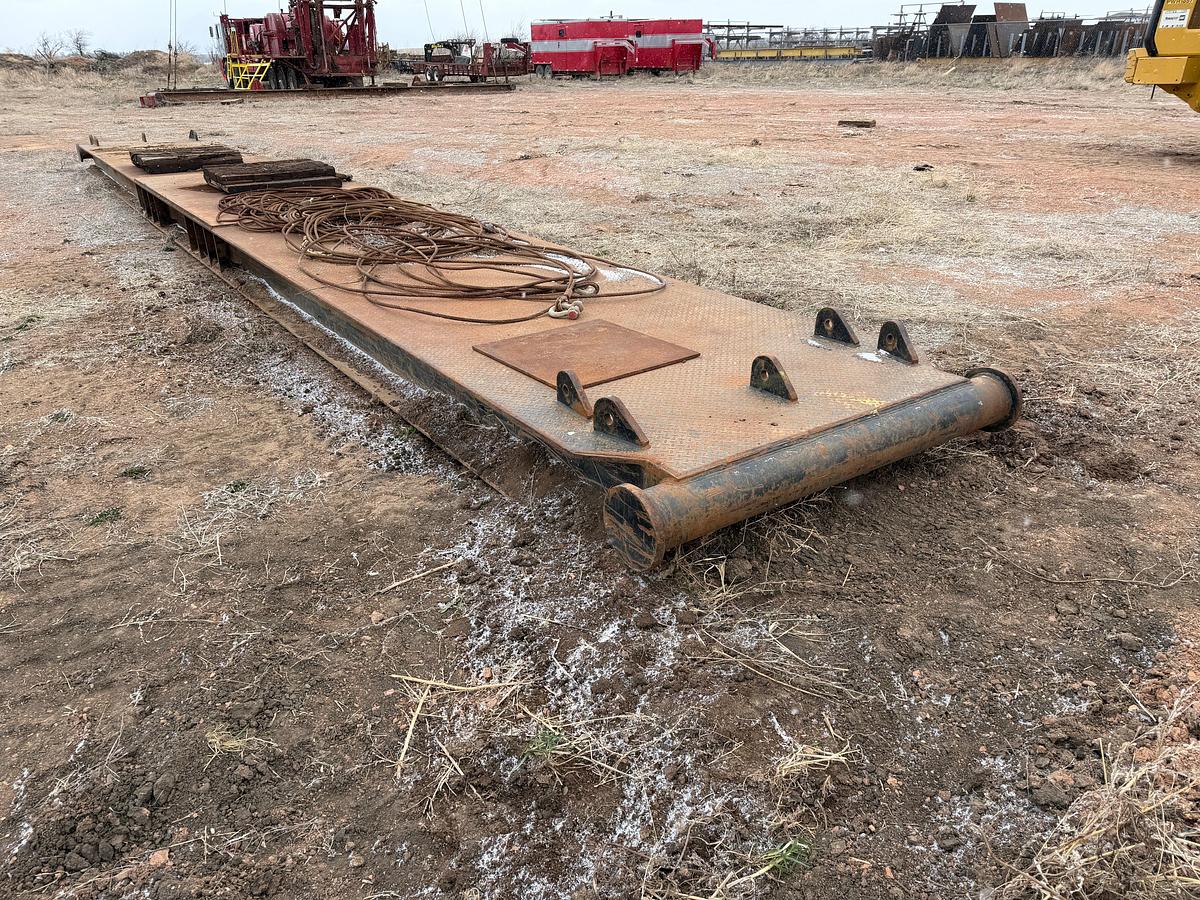 Used GUICE 40' WELL SERVICE RIG BASE BEAM