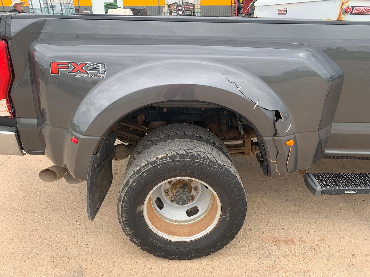 Used 2019 FORD F-350 SD XL 4X4 CREW CAB DUALLY PICKUP TRUCK
