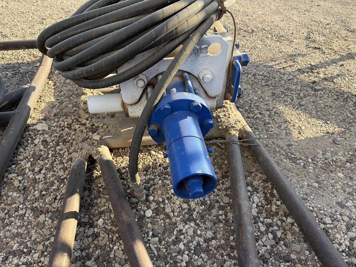 Used 7-1/16 X 5M 2-3/8 SGL STUD HYDRAULIC BLOWOUT PREVENTER, CHARTED