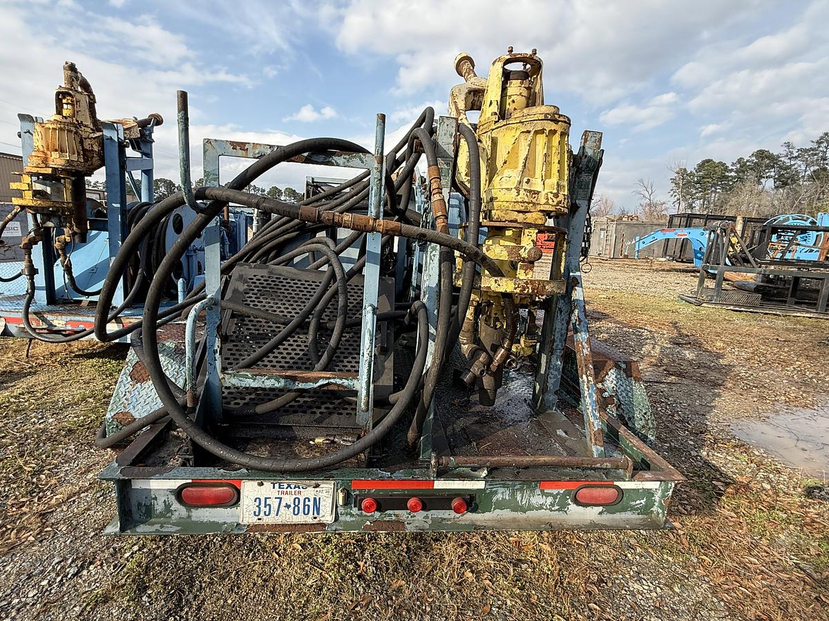 Used LOGAN 85-TON POWER SWIVEL P/B CUMMINS MTD ON 2009 AMERITRAIL GOOSENECK TRAILER