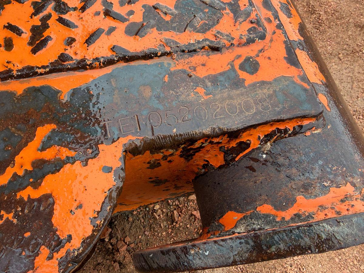 Used 3 Comp. Reverse pit