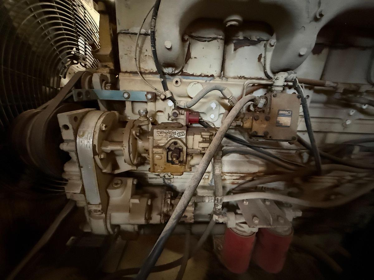 Used 75-KW 3-PHASE NATURAL GAS GENERATOR SET P/B CUMMINS N855G ENGINE
