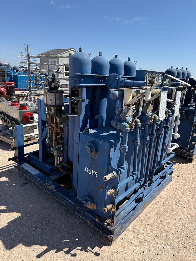 Used MEYERS 4-STATION 4-BOTTLE DIESEL POWERED ACCUMULATOR CLOSING UNIT, SKIDDED