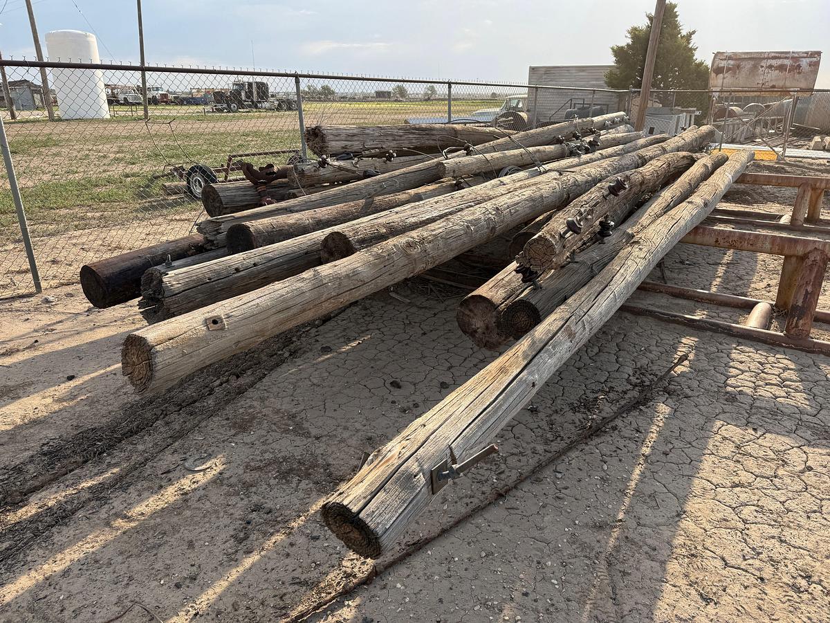 Used (4 X $) 16’L x 32” TRIANGULAR PIPE RACKS W/ PIPE STAYS (SOME RUSTED THRU ON BOTTOM)