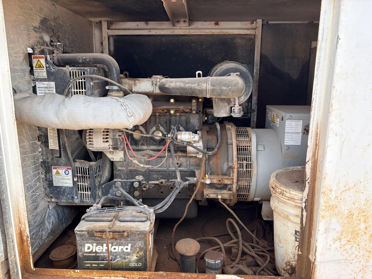 Used 2013 WARREN POWER SYSTEMS NPS-P-20 20KW S/A BUMPER PULL TOWABLE GENERATOR