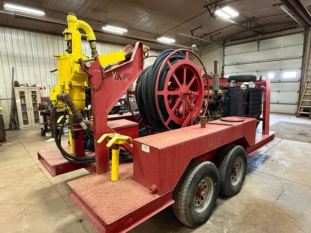 Used 2012 VENTURETECH XK-90 POWER SWIVEL MTD ON GOOSENECK T/A TRAILER
