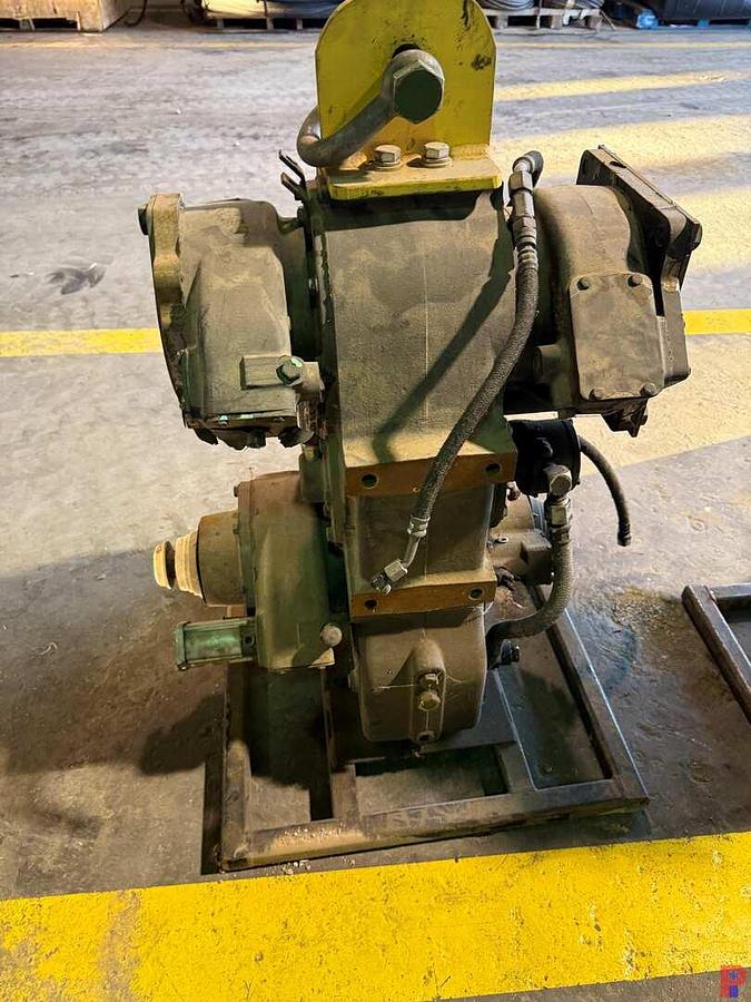 Used FABCO MODEL PTO-18 GEAR BOX TRANSFER CASE