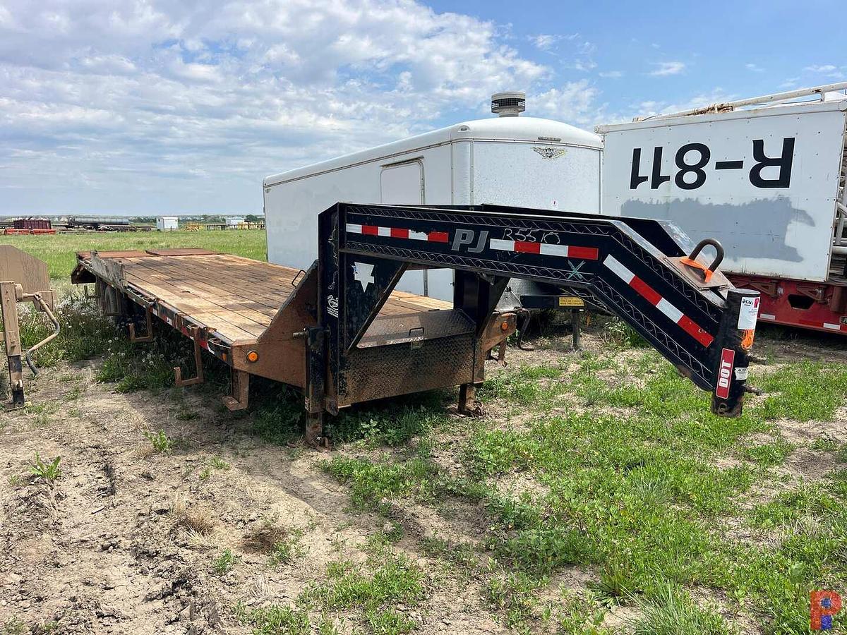 Used 2014 PJ 32’ FLATBED GN TRAILER