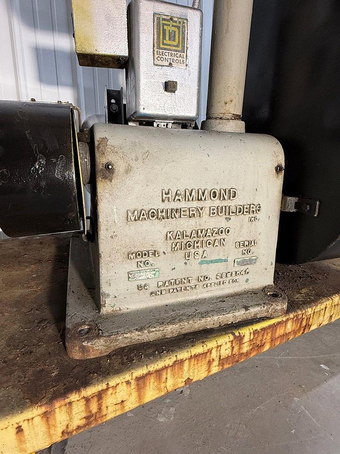 Used HAMMOND VHP-600 6"x148" VERTICAL BELT GRINDER
