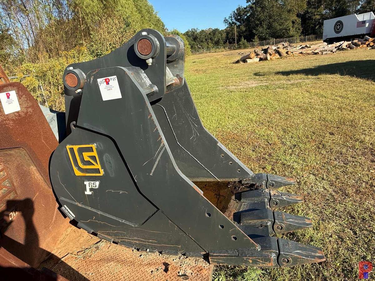 Used LIUGONG 1.65 CY 43” 4-TOOTH EXCAVATOR BUCKET