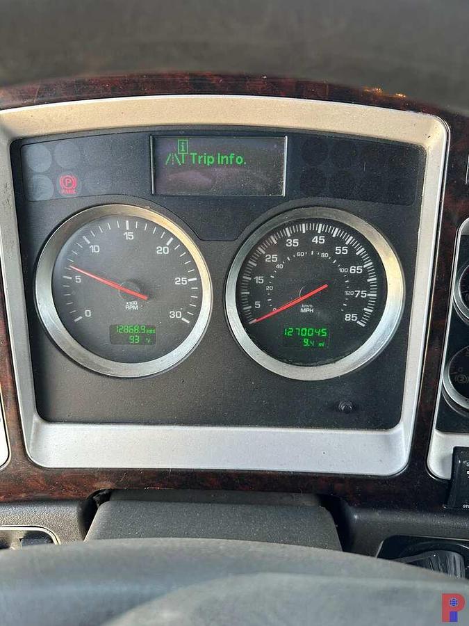 Used 2012 KENWORTH T 660 T/A SLEEPER TRUCK