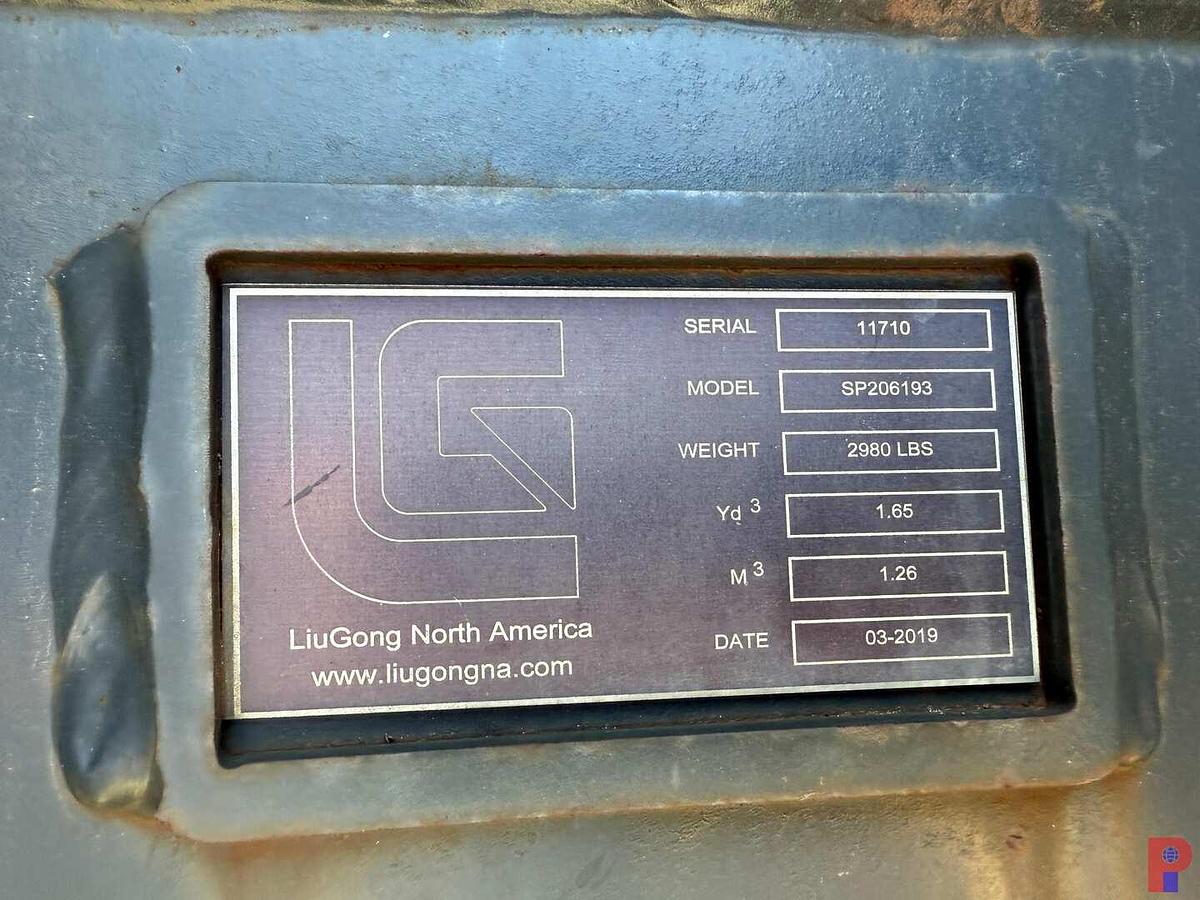 Used LIUGONG 1.65 CY 43” 4-TOOTH EXCAVATOR BUCKET
