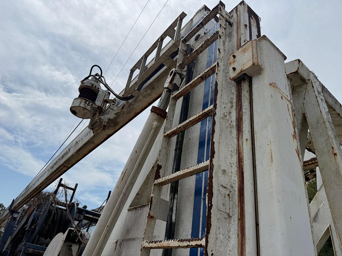 Used 2003 HYDRA RIG MOD:CE027556 4-AXLE COILED TUBING TRAILER
