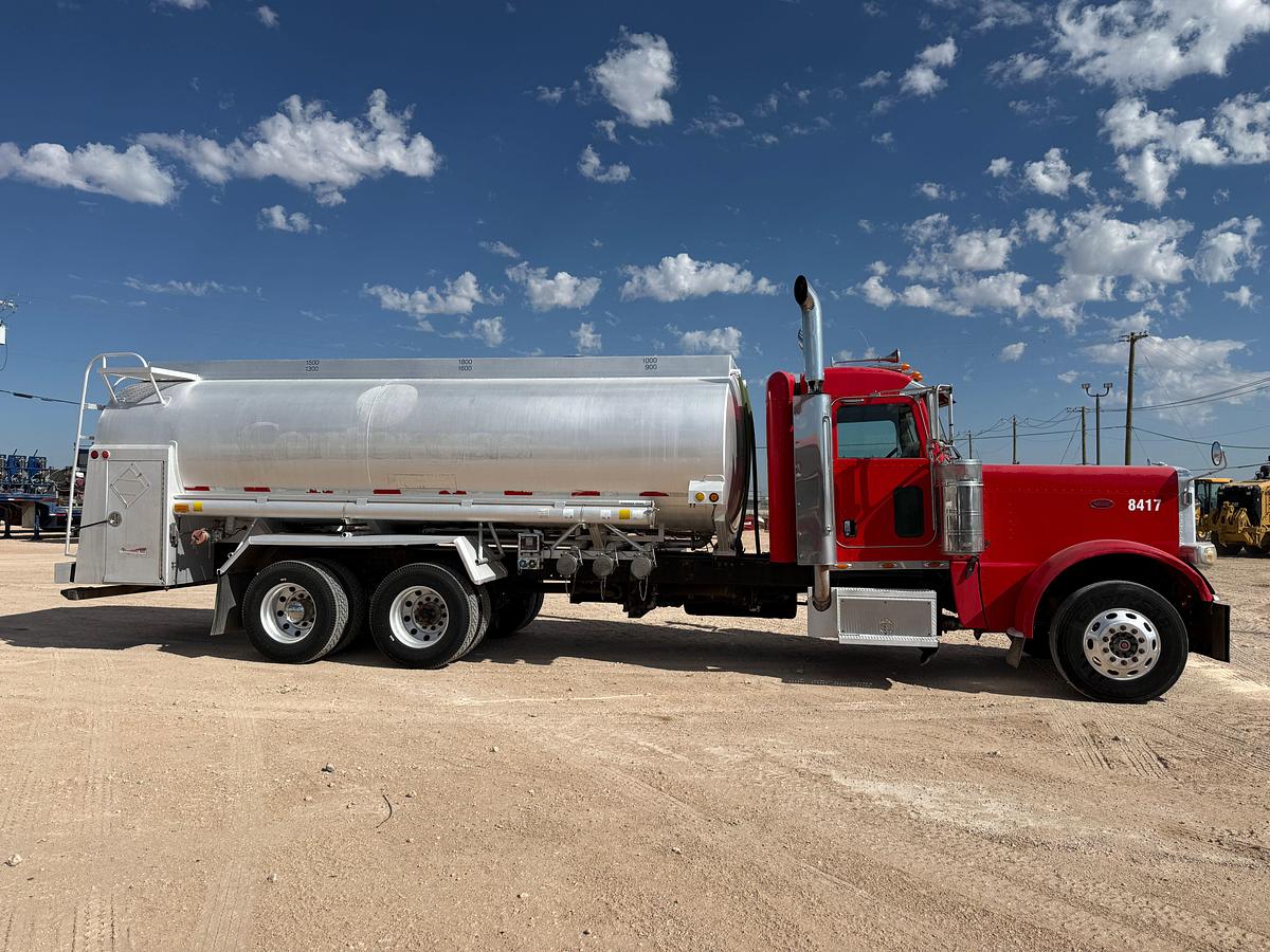 Used 2008 PETERBILT 389