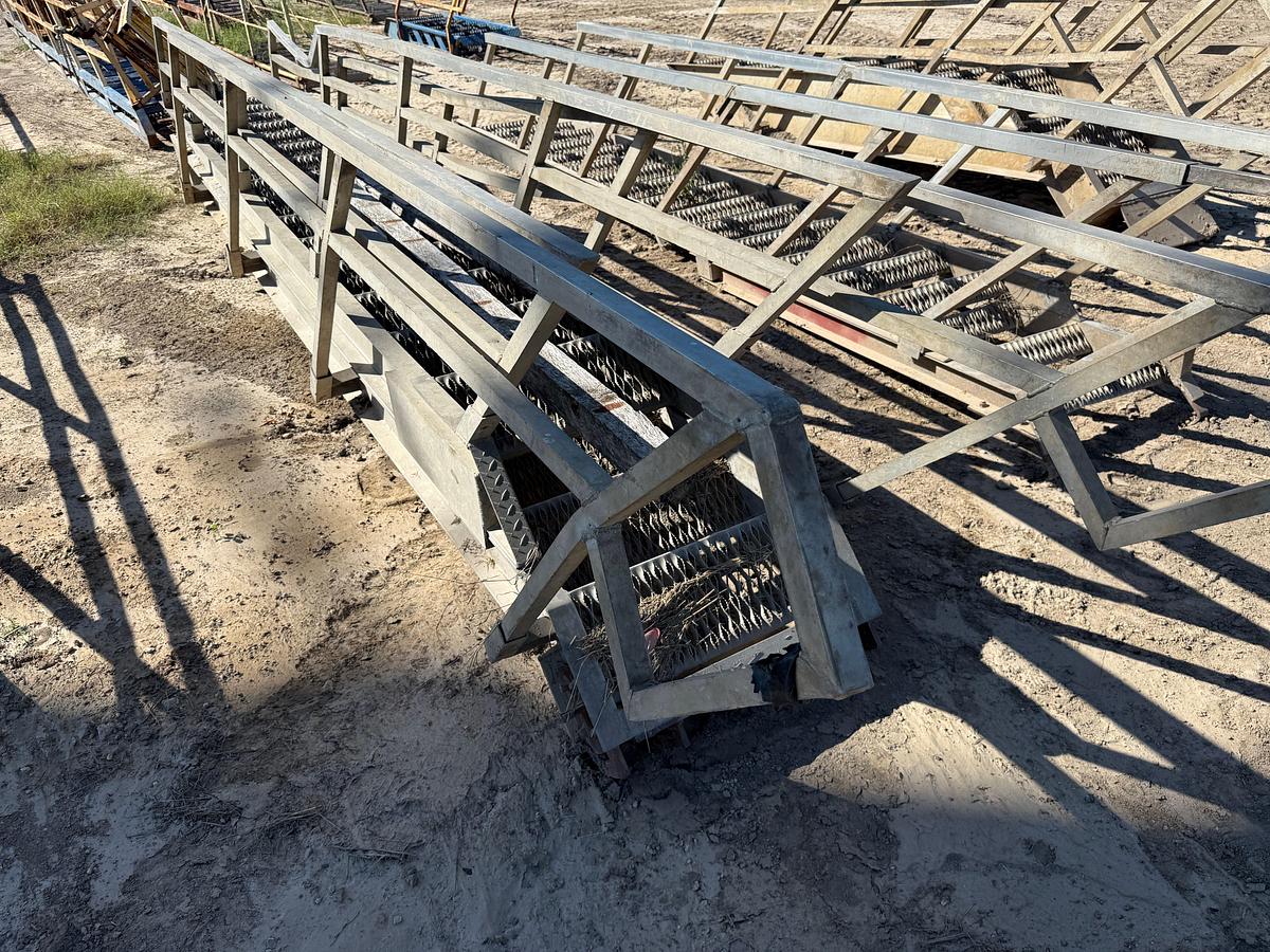 Used 40’ EXTENDABLE ALUMINUM RIG LADDER