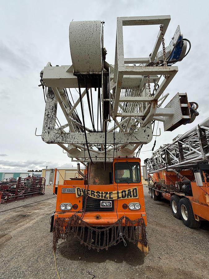 Used 1984 FRANKS MOBILRIG 300 1287/160 DTD-HT 96’-215K 4-AXLE WELL SERVICE WORKOVER RIG