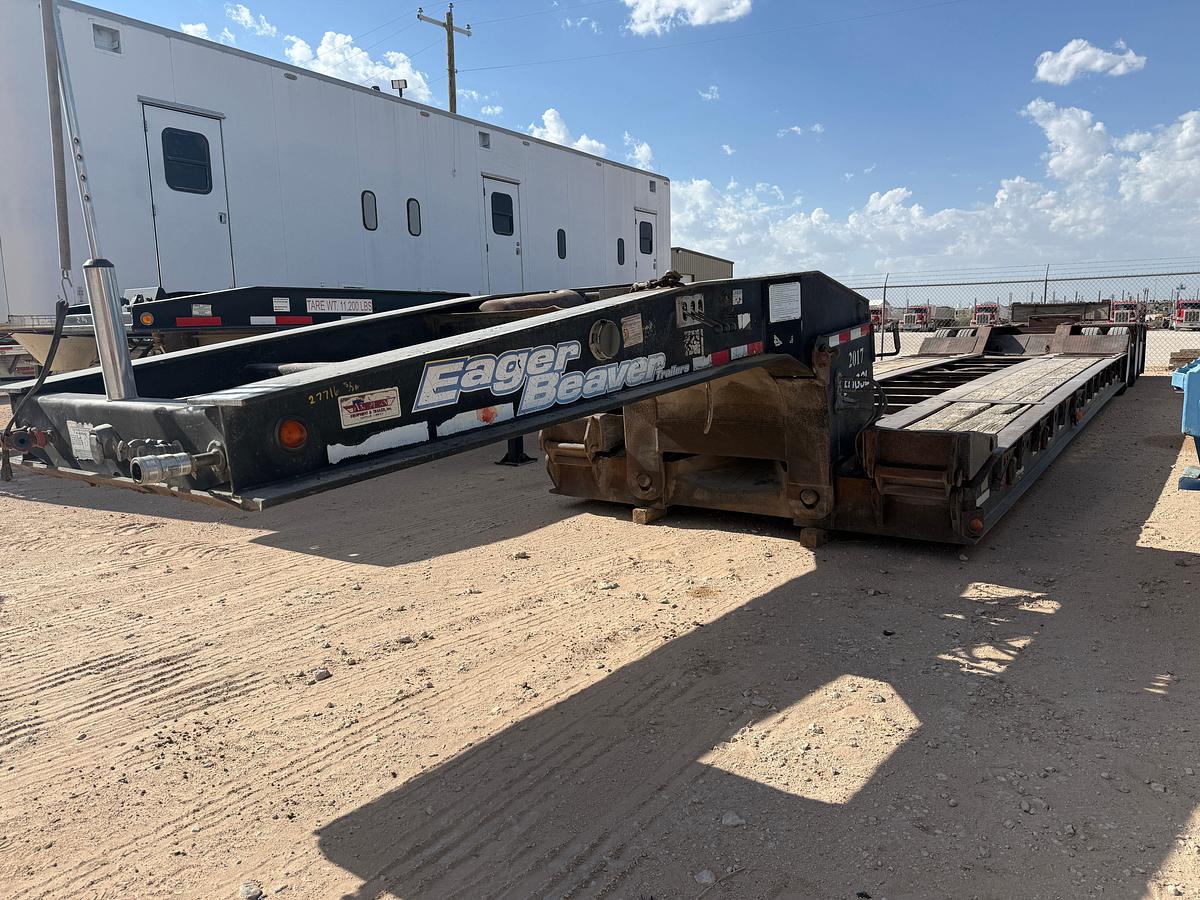 Used 2005 EAGER BEAVER 50GSL 3-AXLE 40’ X 102” RGN TRAILER