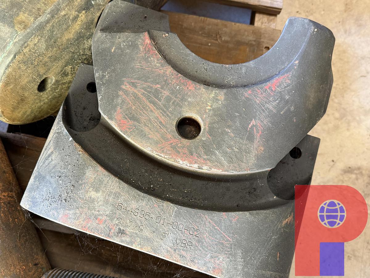 Used PALLET W/ 2-7/8” BOP RAMS, (2) FLOW VALVES, SUBS, & 4” RELIEF VALVE IN CRATE