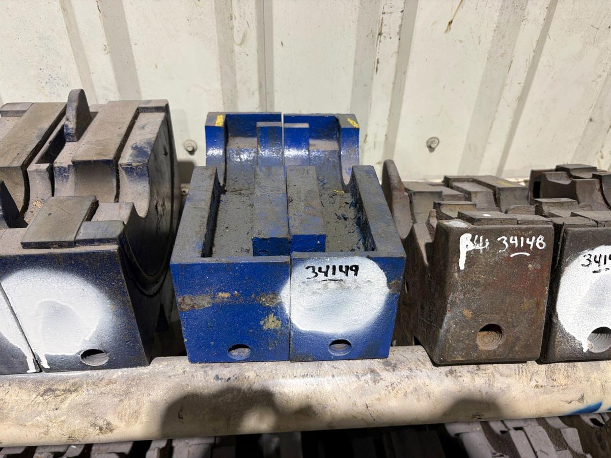 Used SET OF (2) 2-7/8” OFF SET REEDY BOP PIPE RAMS