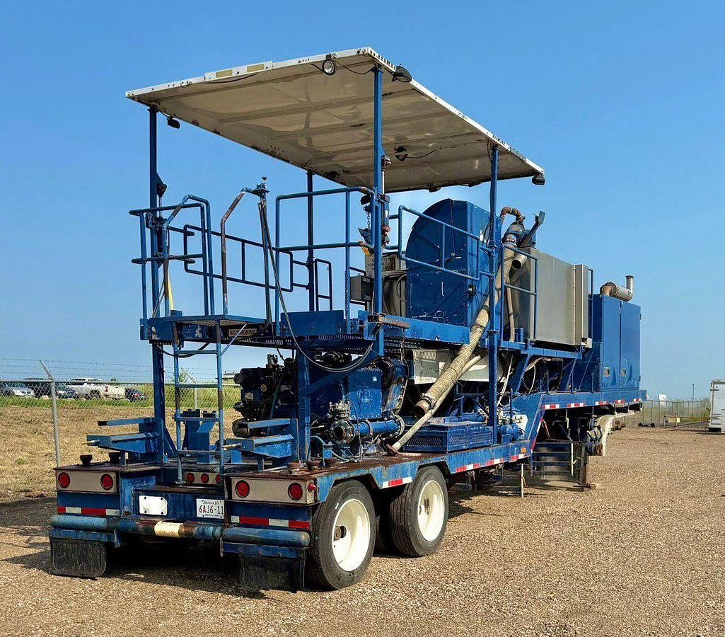 Used 2002 SPM DOUBLE PUMPER CEMENTING TRAILER