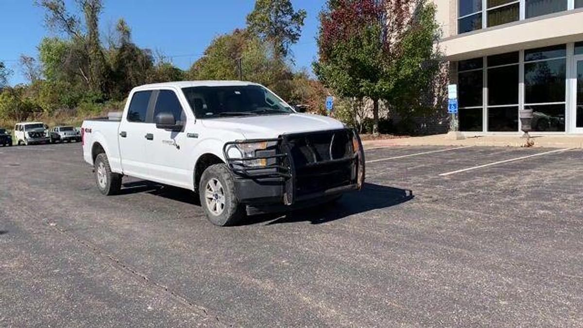 Used 2017 FORD F-150 XL 4X4 CREW CAB PICKUP