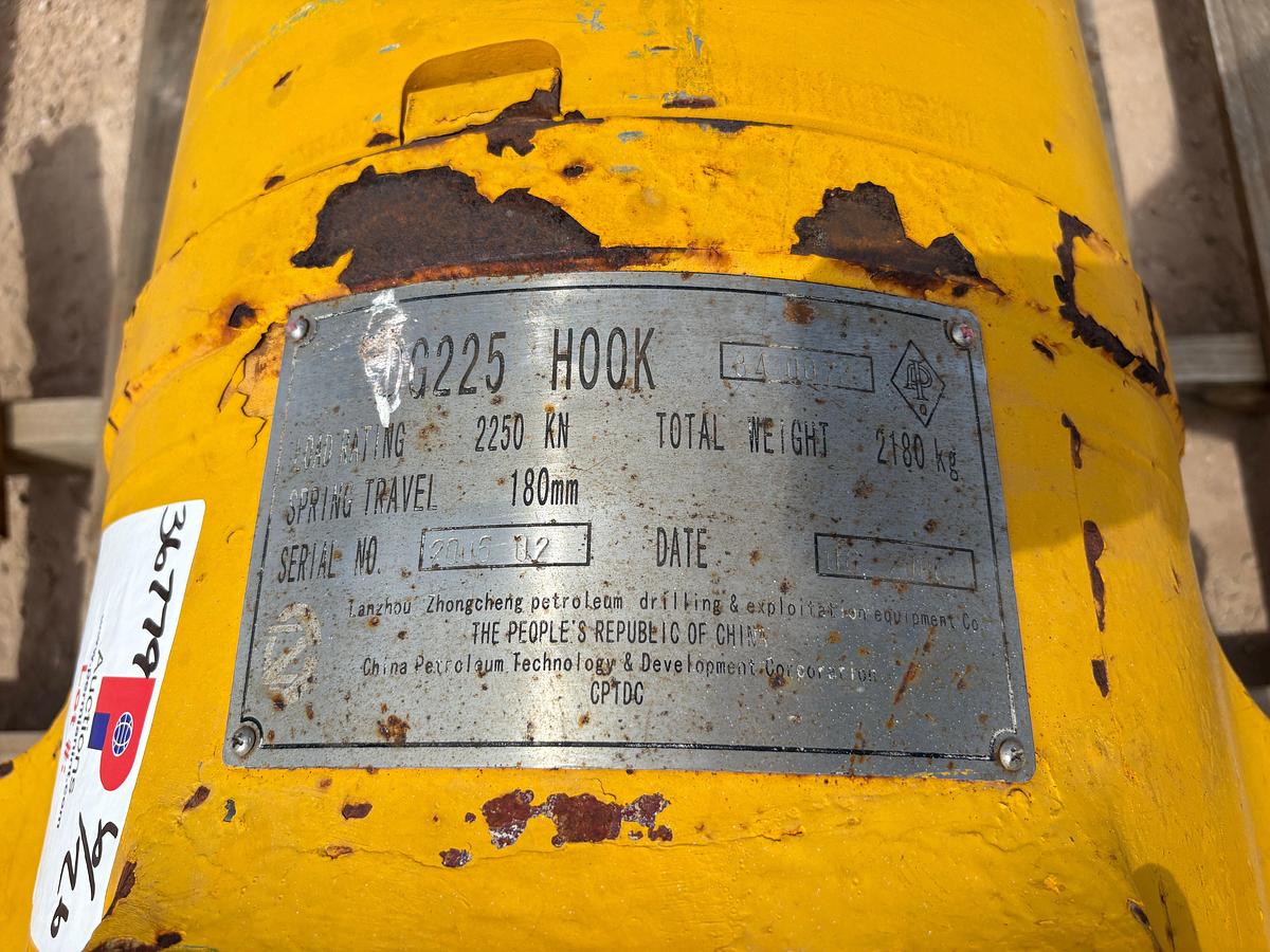 Used UNUSED UNITIZED 250-TON HOOK