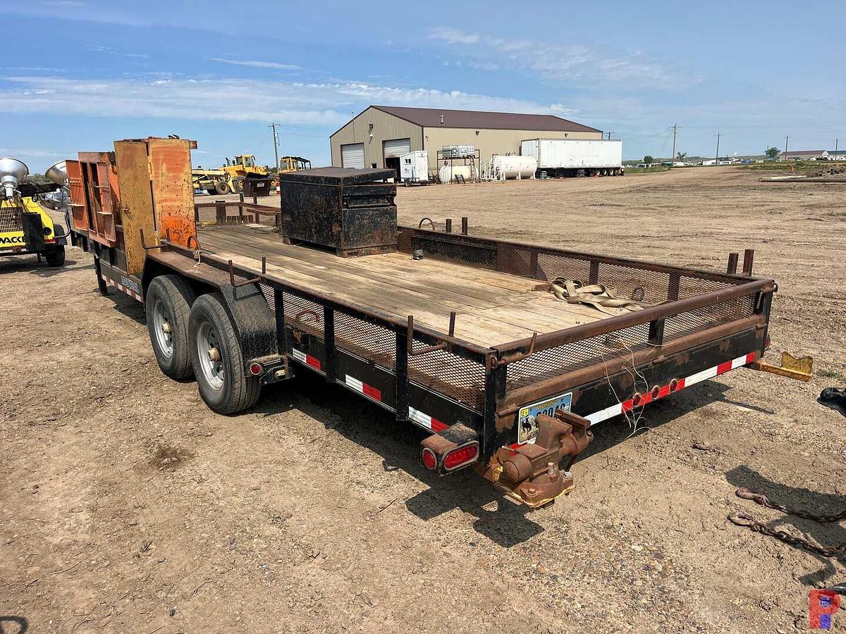 Used 2015 LOAD TRAIL 24’ T/A BUMPER PULL TOOL TRAILER