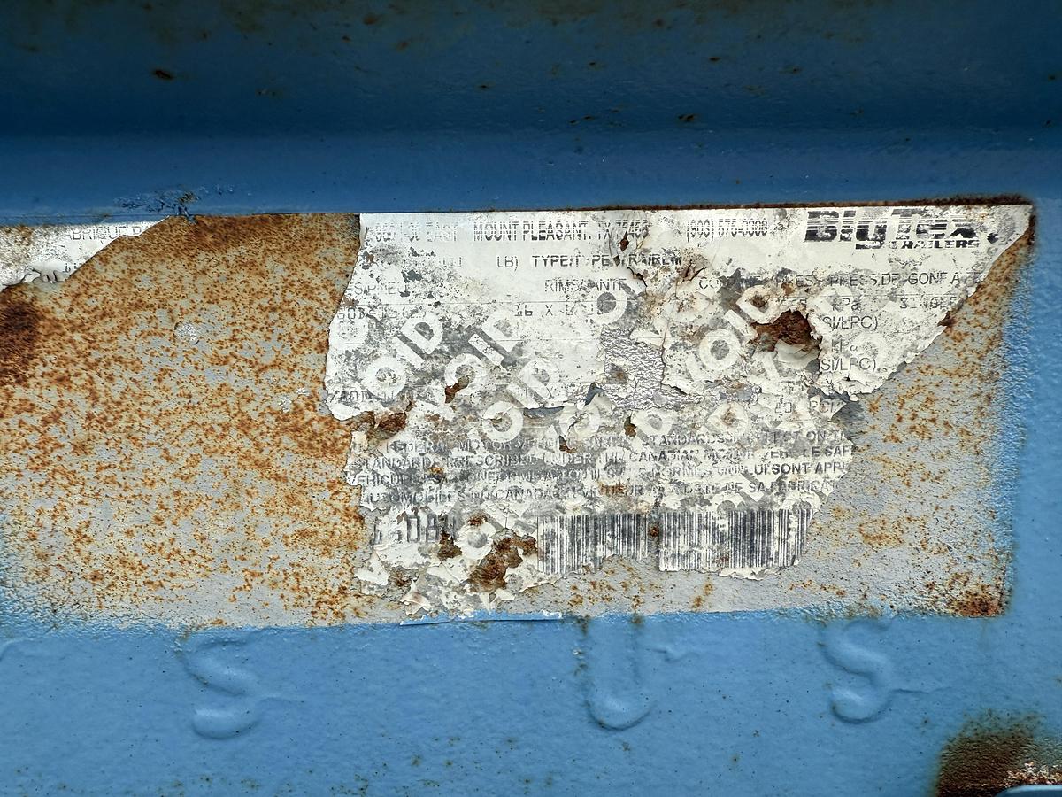 Used 2012 BIG TEX 12' T/A GOOSENECK TRAILER