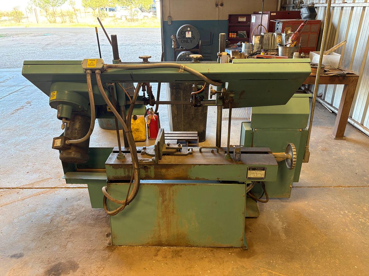 Used W.F. WELLS W-9-1 BAND SAW