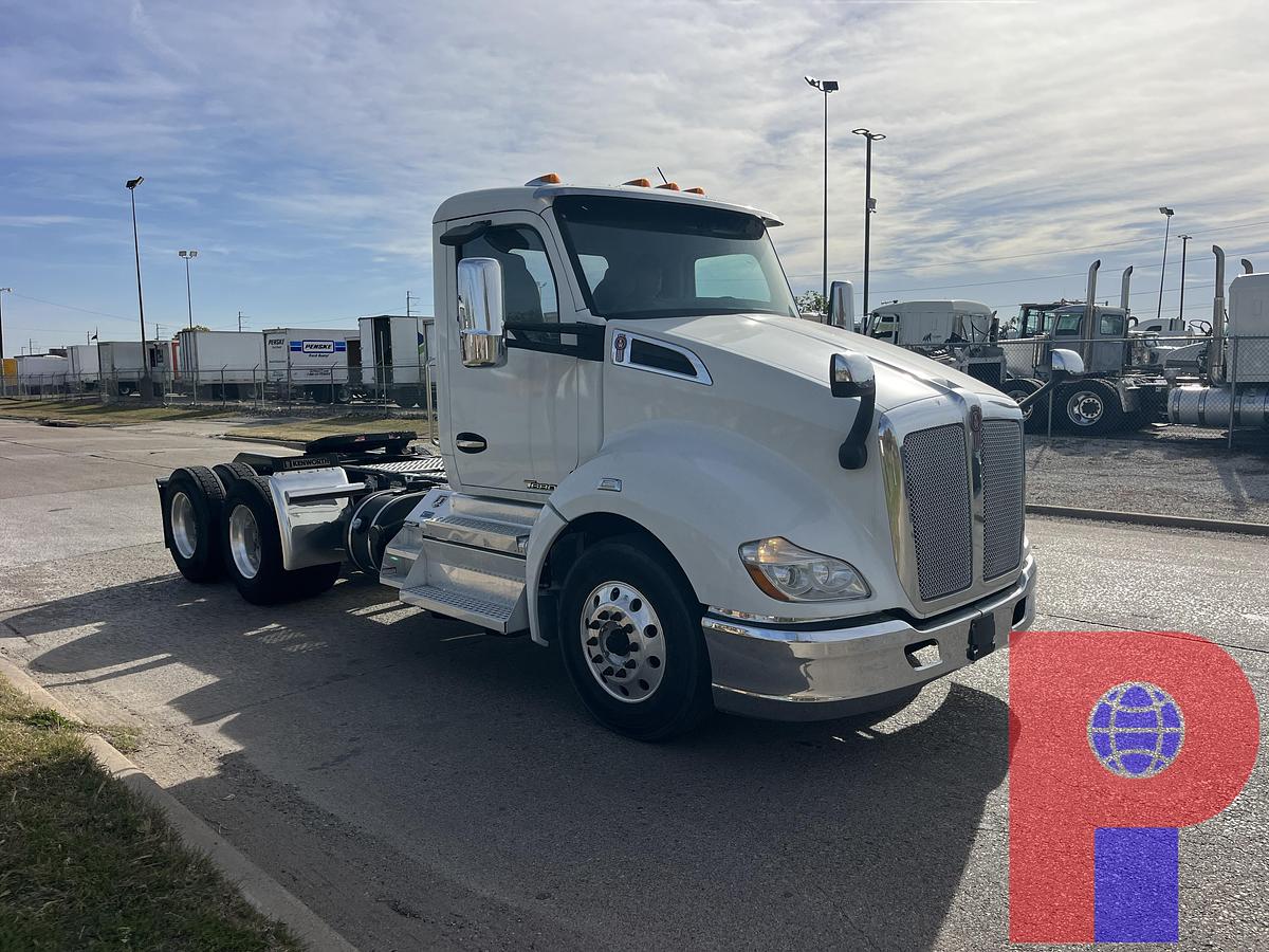 Used 2019 KENWORTH T680 T/A DAY CAB TRUCK TRACTOR