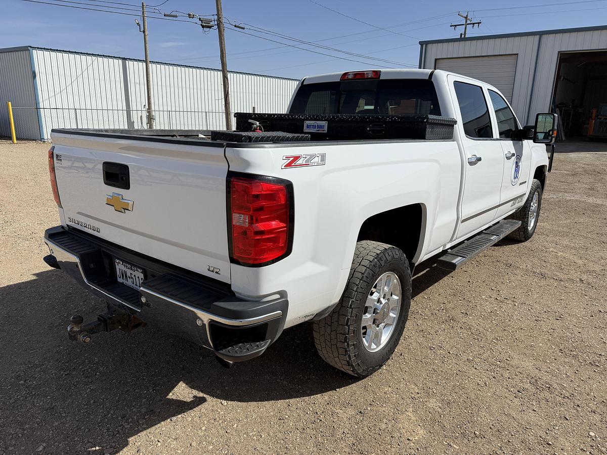 Used 2015 CHEVROLET SILVERADO 2500HD Z71 4WD CREW CAB PICKUP TRUCK