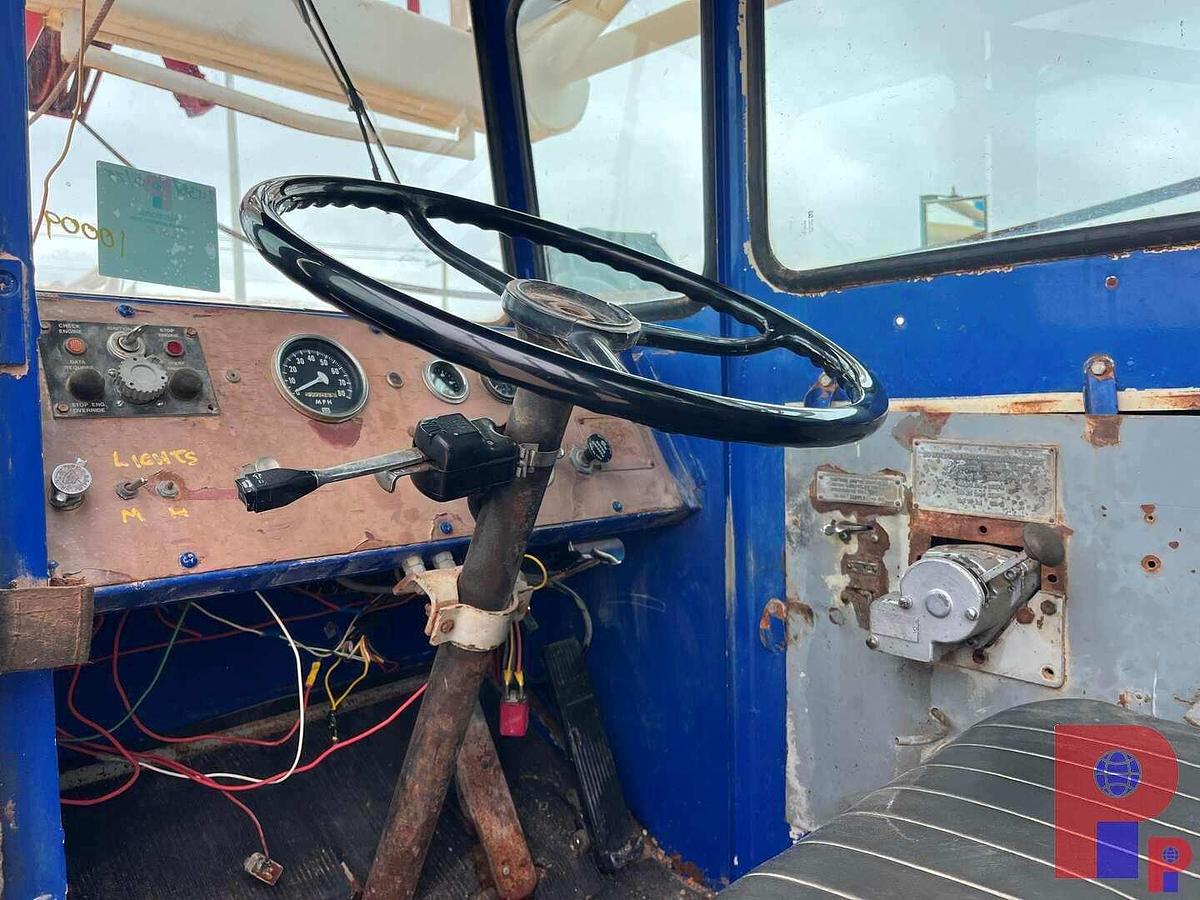 Used FRANKS 1287/160 BACK IN WELL SERVICE RIG MTD ON 5-AXLE CARRIER