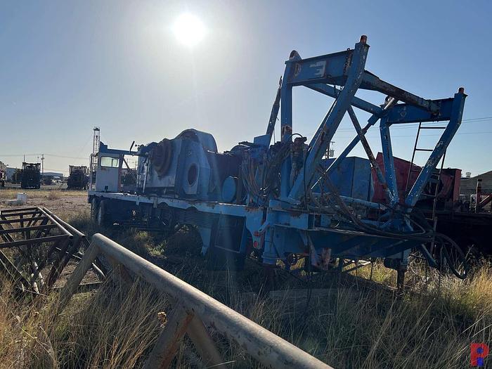 Used RMI WELL SERVICE RIG (PARTS RIG)