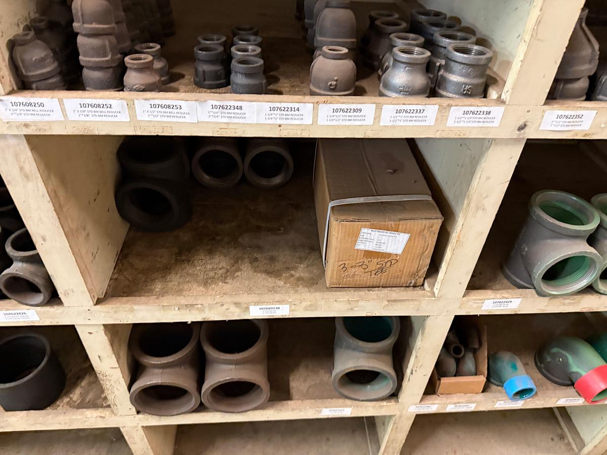 Used SECTION OF (100+) STD PIPE BUSHINGS, REDUCERS, TEES, ETC. , SOME COATED
