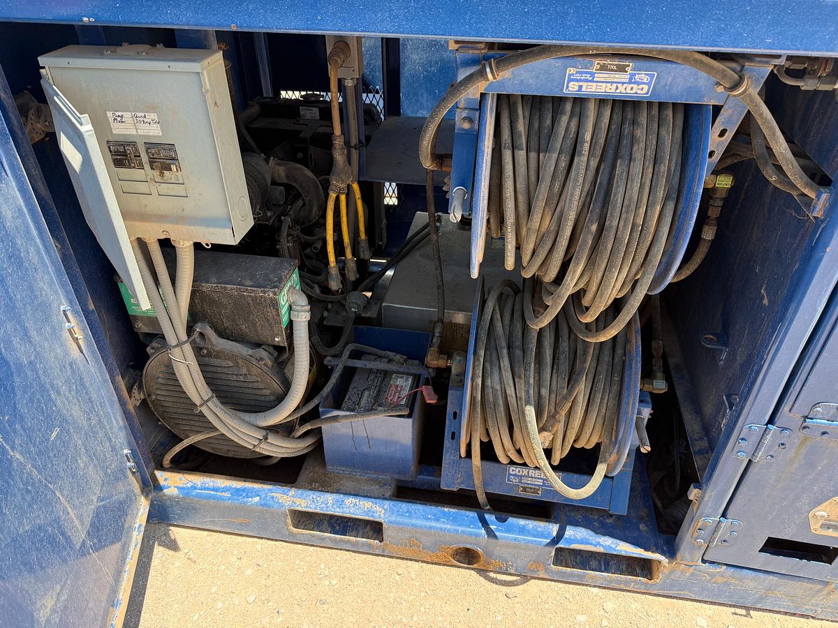 Used SELF CONTAINED 20K WP GREASE INJECTION UNIT COMBO P/B 8.4-KW ISUZU DIESEL GENERATOR