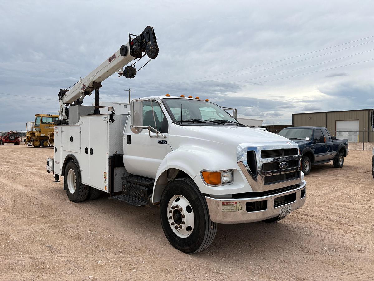 Used 2013 FORD F-750 SUPER DUTY SINGLE CAB SERVICE TRUCK