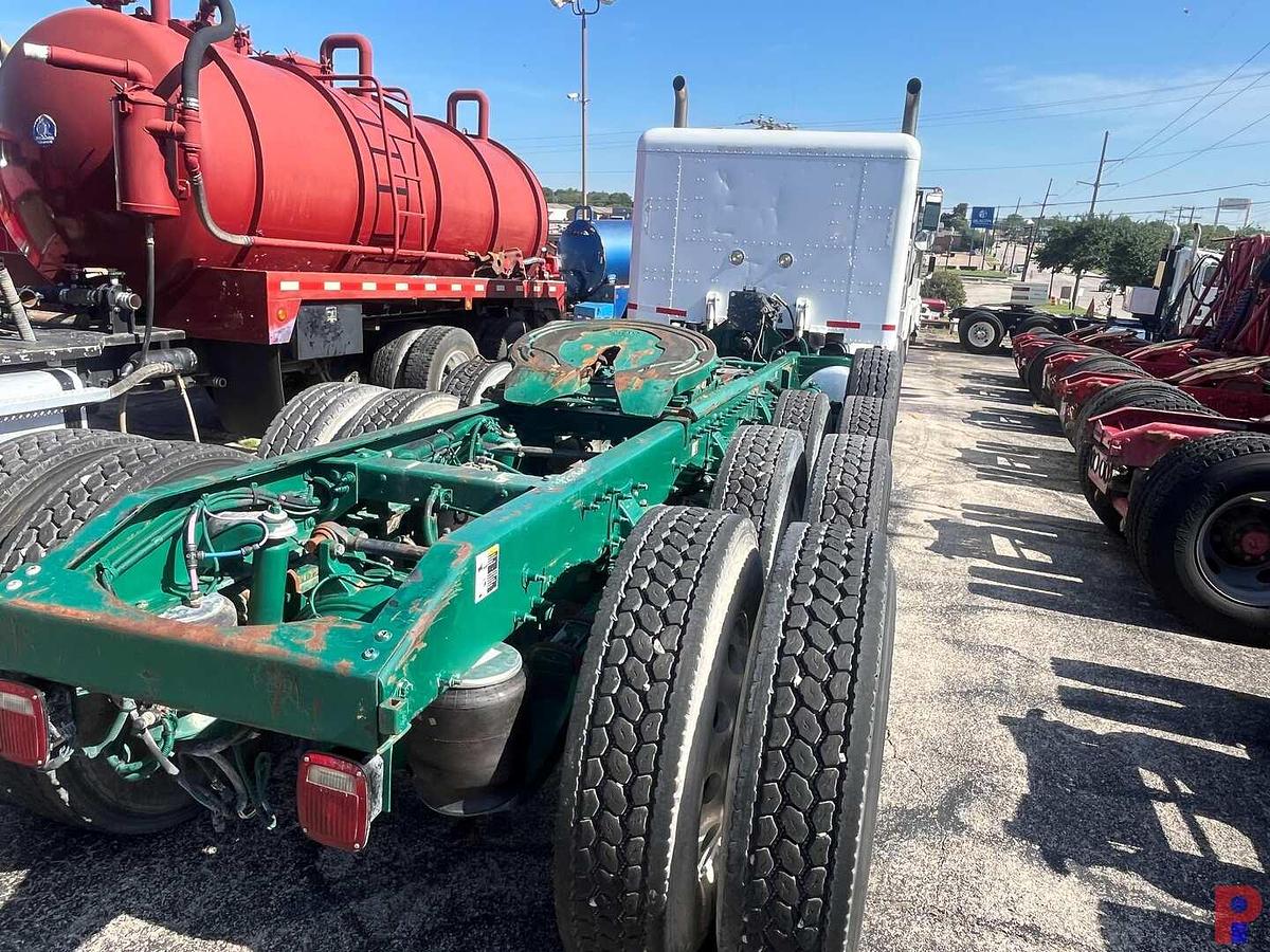 Used 2011 Peterbilt 367 Tri Drive 5 Axle Heavy Haul Sleeper Truck