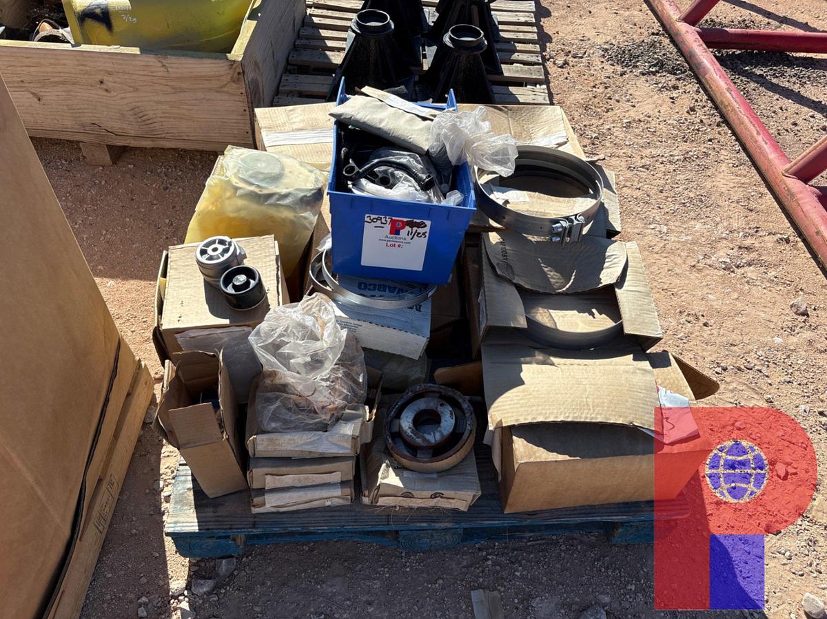 Used PALLET OF ASSORTED JOHN DEERE & DETROIT DIESEL ENGINE PARTS