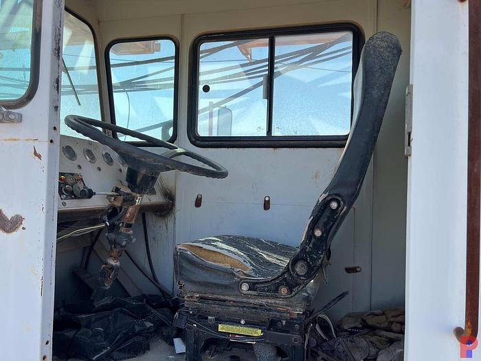 Used 2006 MODEL ES5500TXJ 5 AXLE WELL SERVICE WORKOVER RIG