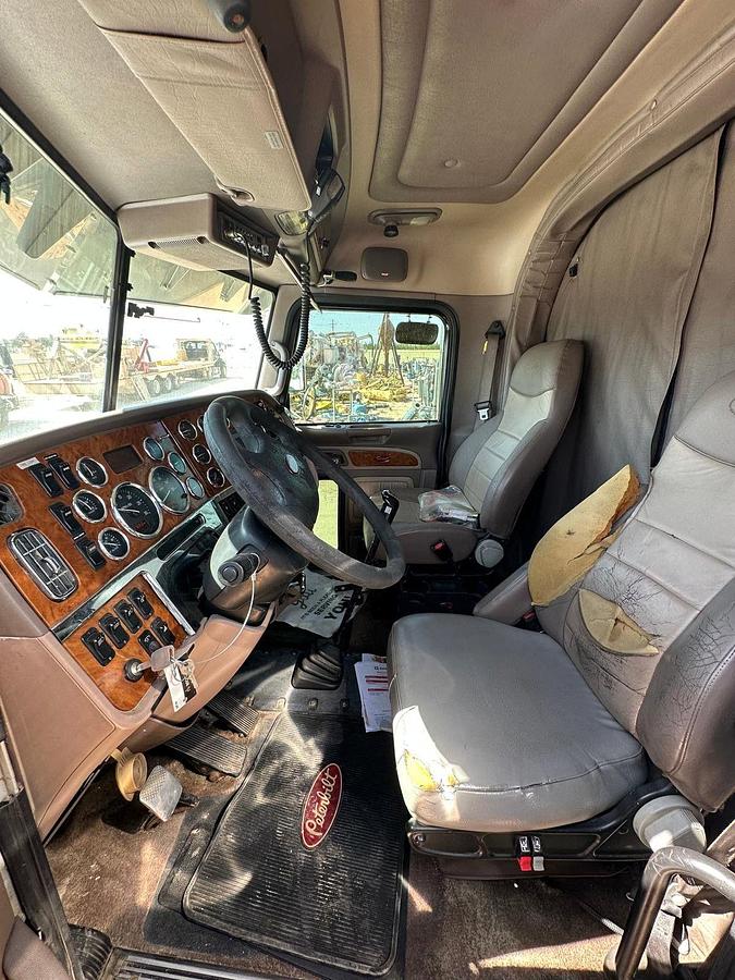 Used 2008 Peterbilt 367 Custom Vac Services HydroVac Truck
