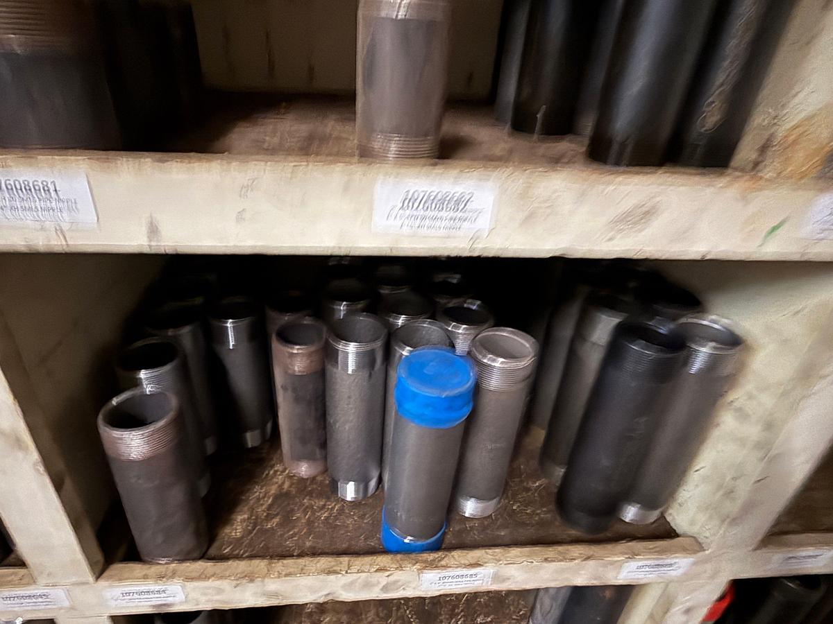 Used SECTION OF (300+) MOSTLY HEAVY WALL 1/4” THRU 2” OD PIPE NIPPLES