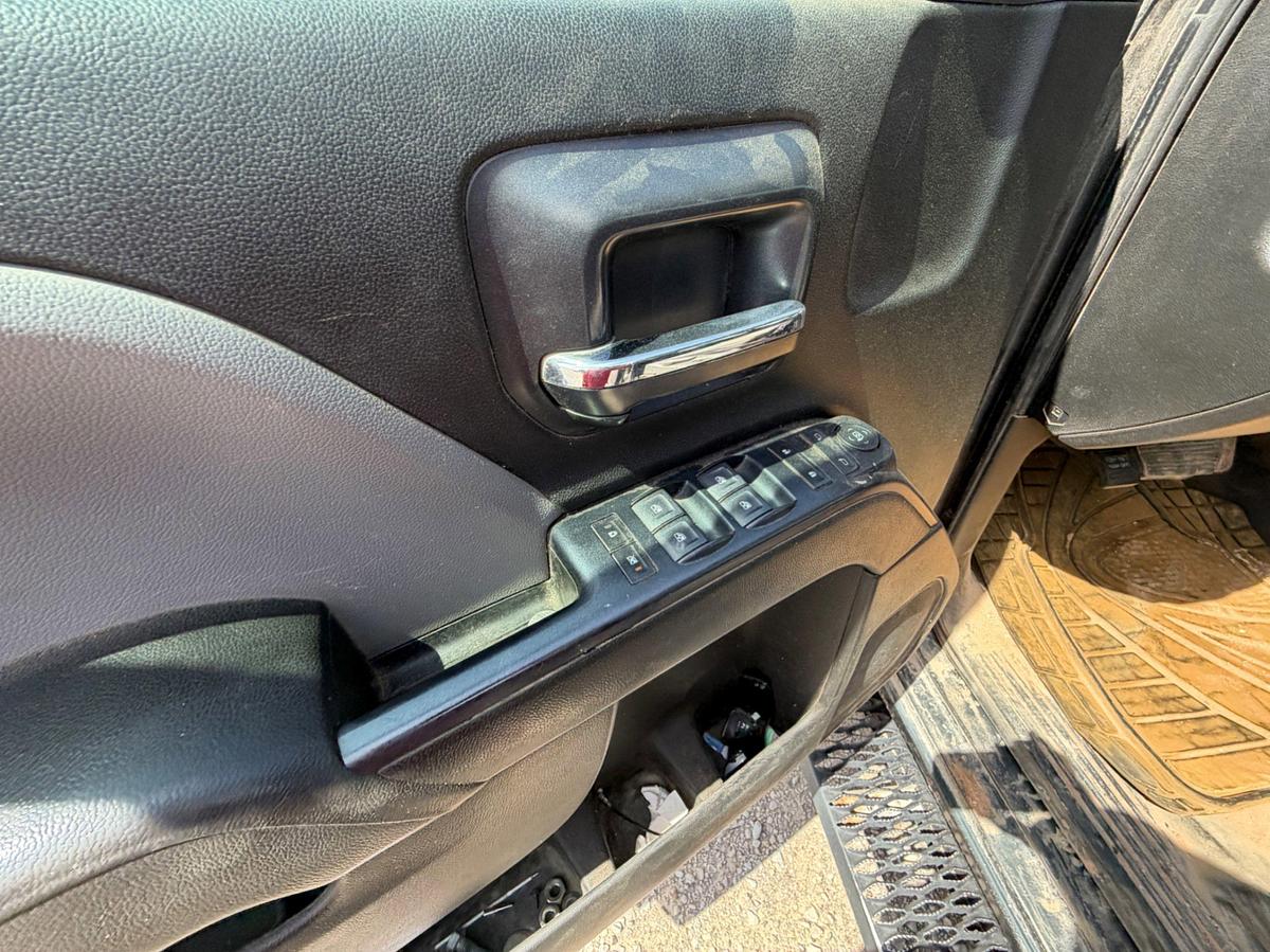 Used 2019 Chevrolet Silverado 2500HD 4x4 crew cab pickup (gas)