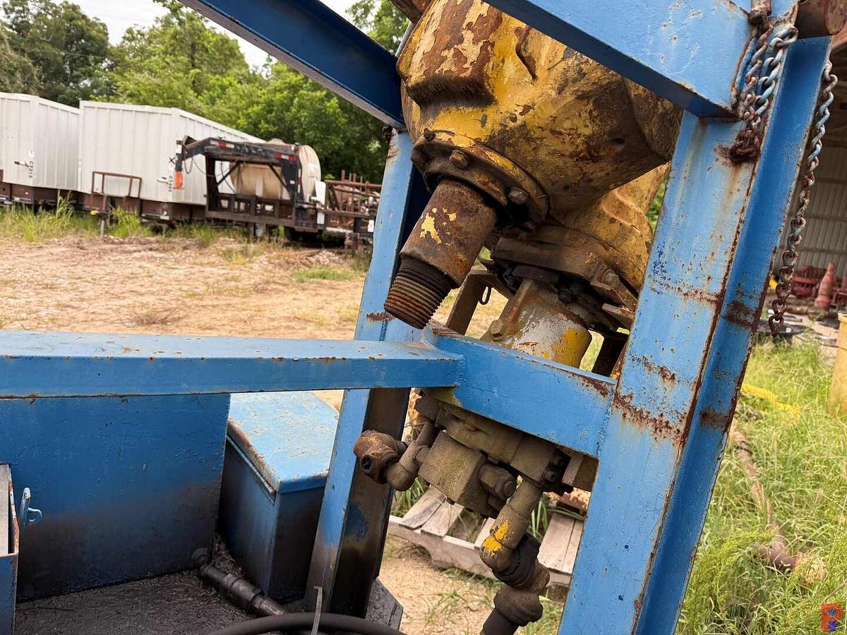 Used EVCO 85 TON POWER SWIVEL MTD. ON 19’ T/A GOOSENECK TRAILER