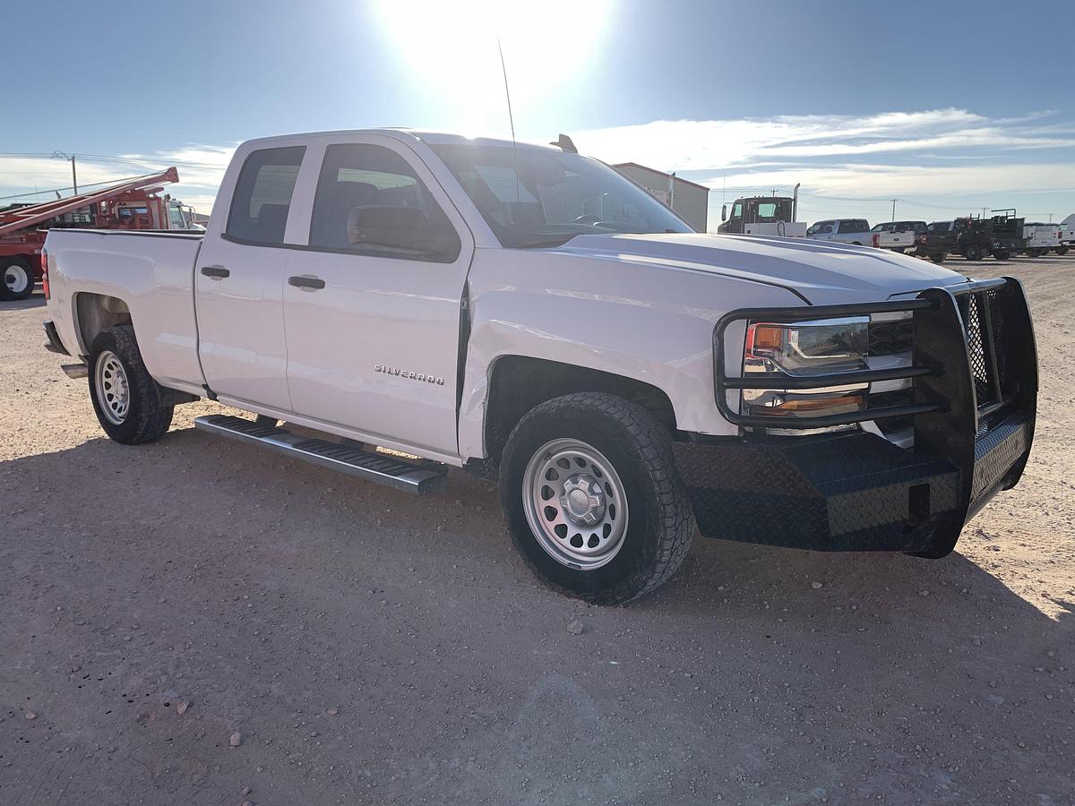Used 2018 CHEVROLET SILVERADO 1500 CREW CAB PICKUP TRUCK
