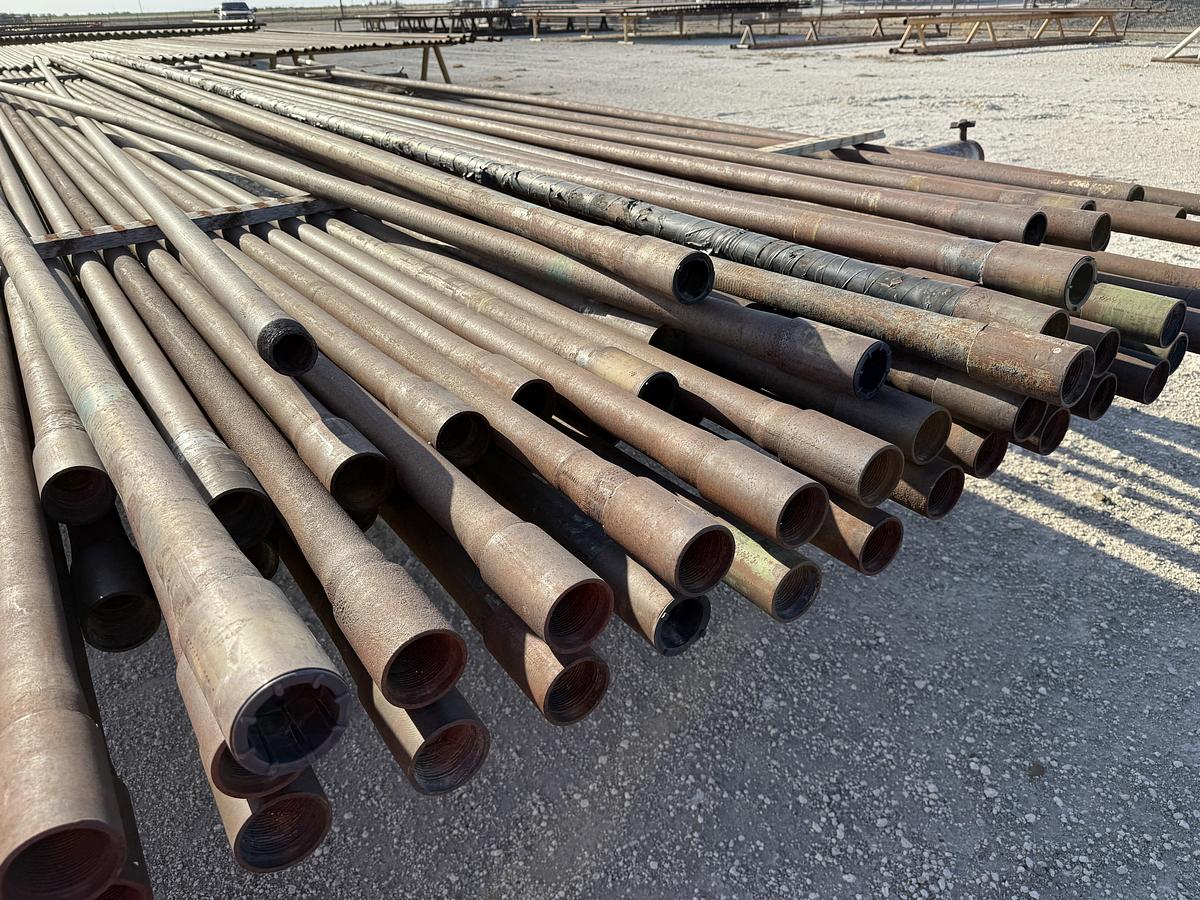 Used (3,224 FT. X $) (104 JTS) 2-3/8” EUE (STRUCTURAL) TUBING PIPE