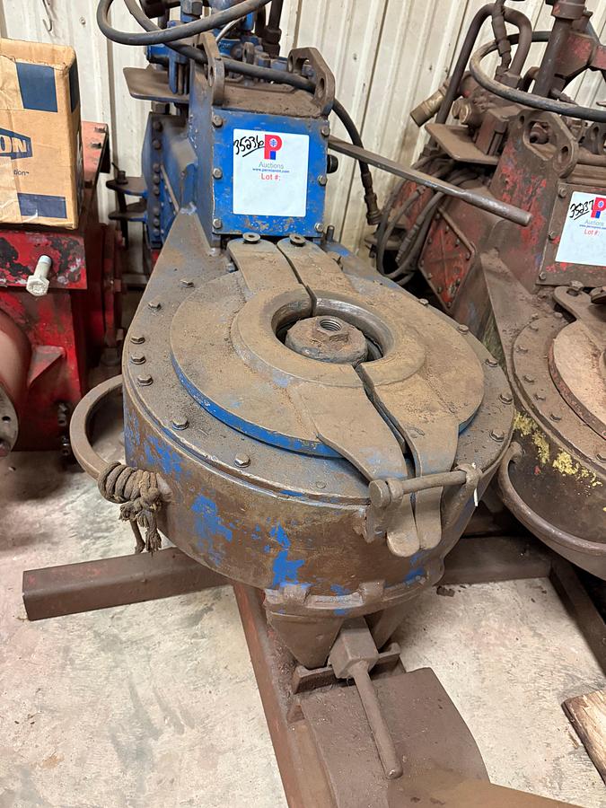 Used GILL MODEL 500 HYDRAULIC POWER TONG W/ AIR BACK-UP & TRANSPORT STAND