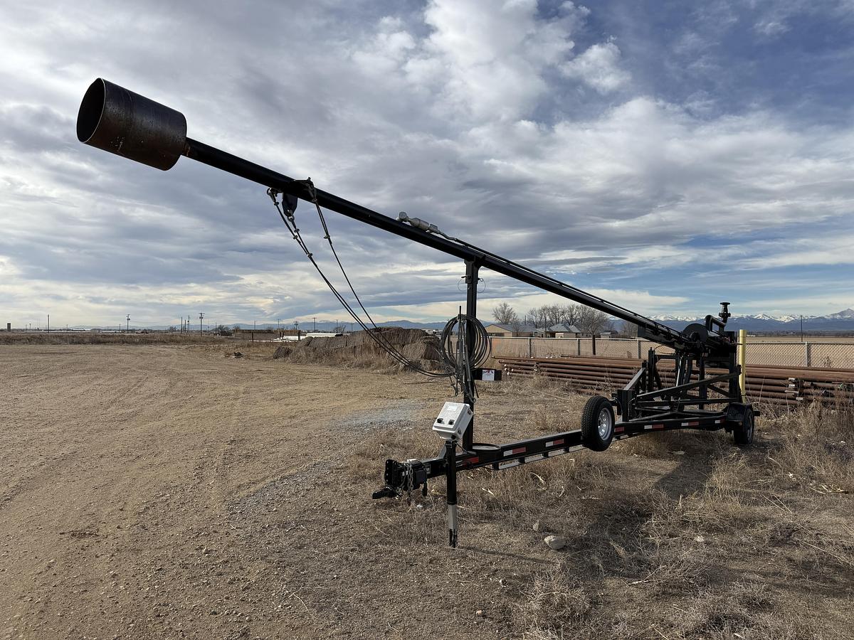 Used 2014 HORSE CREEK MANUFACTURING & FAB 4-1/2” DIA. X 38’L S/A FLARE STACK TRAILER