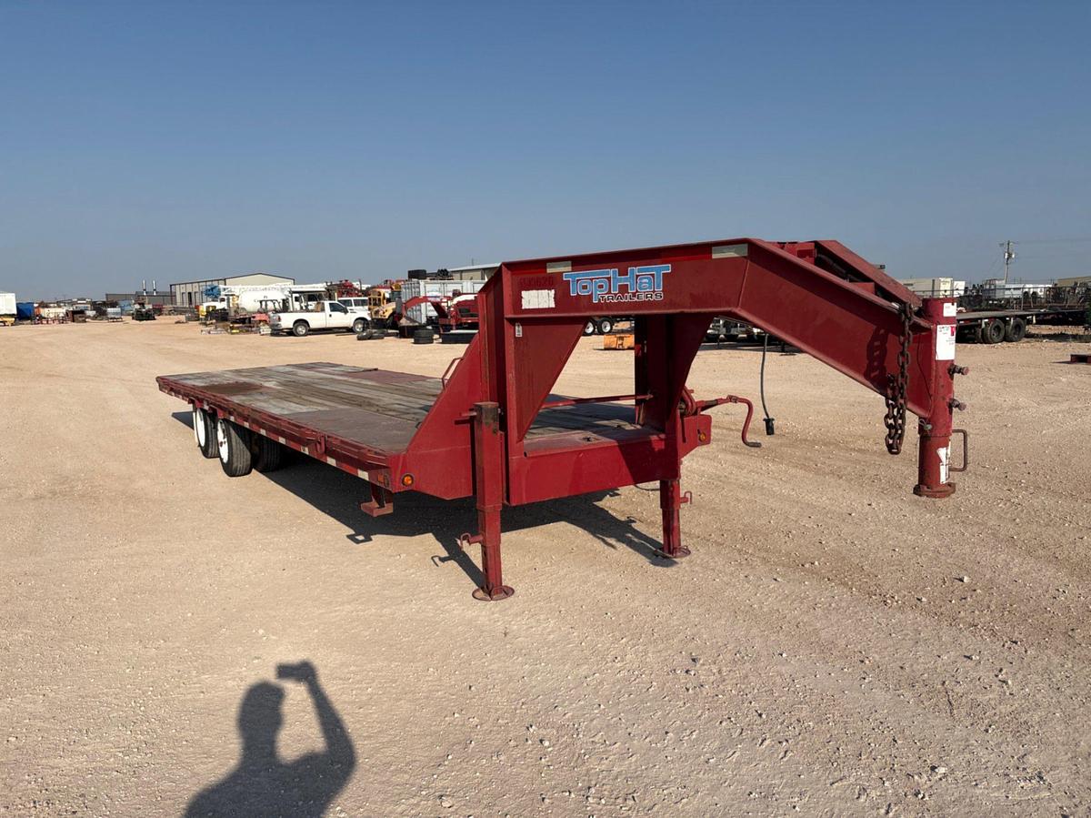Used 2013 TOP HAT TRAILERS 30’ X 102” T/A GOOSENECK TRAILER